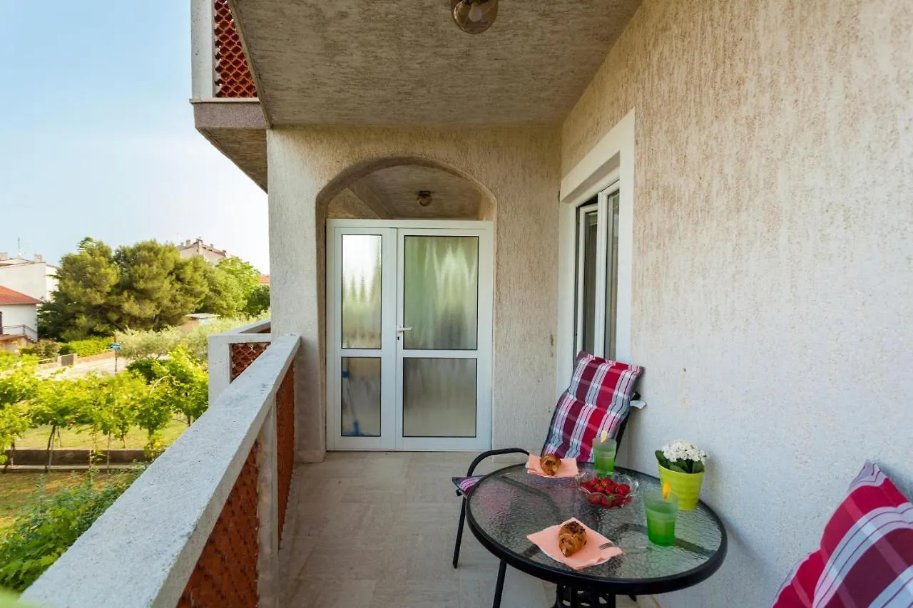Apartment Leni كرك